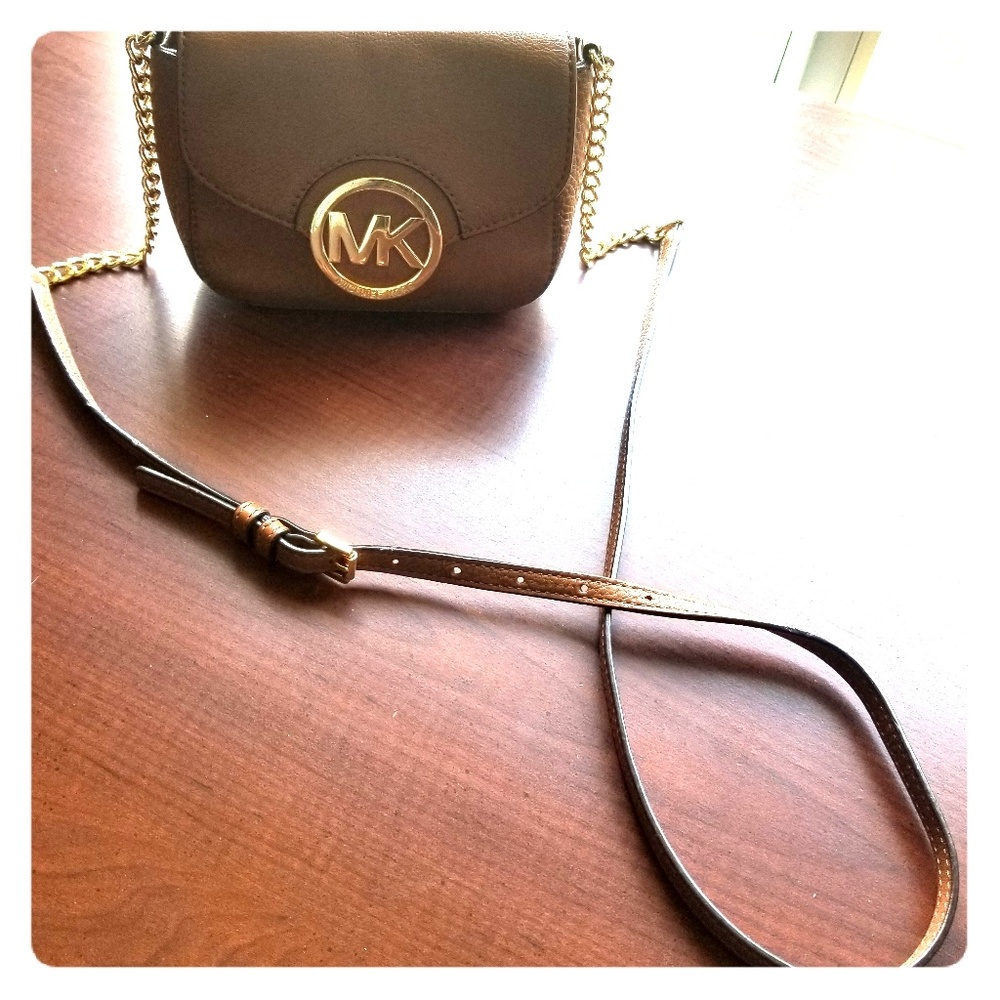 Michael Kors Mini Crossbody